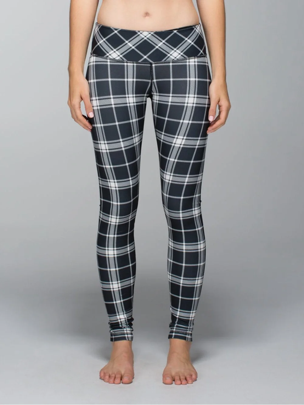 Lululemon wunder under full on leggings in varsity plaid size 4